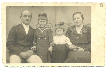 György Antal és családja